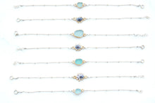 Load image into Gallery viewer, Minimal Opihi and Sea Glass Bracelet