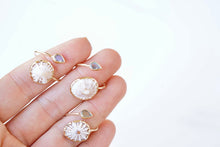 Load image into Gallery viewer, Solid Gold ‘Mika’ Opihi Wrap Ring