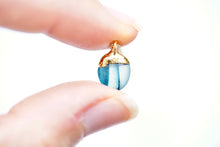 Load image into Gallery viewer, Rise Hawai’i x Seaham Sparkle Sea Glass Necklace