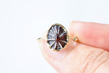 Load image into Gallery viewer, ‘Kiyomi’ Opihi Ring
